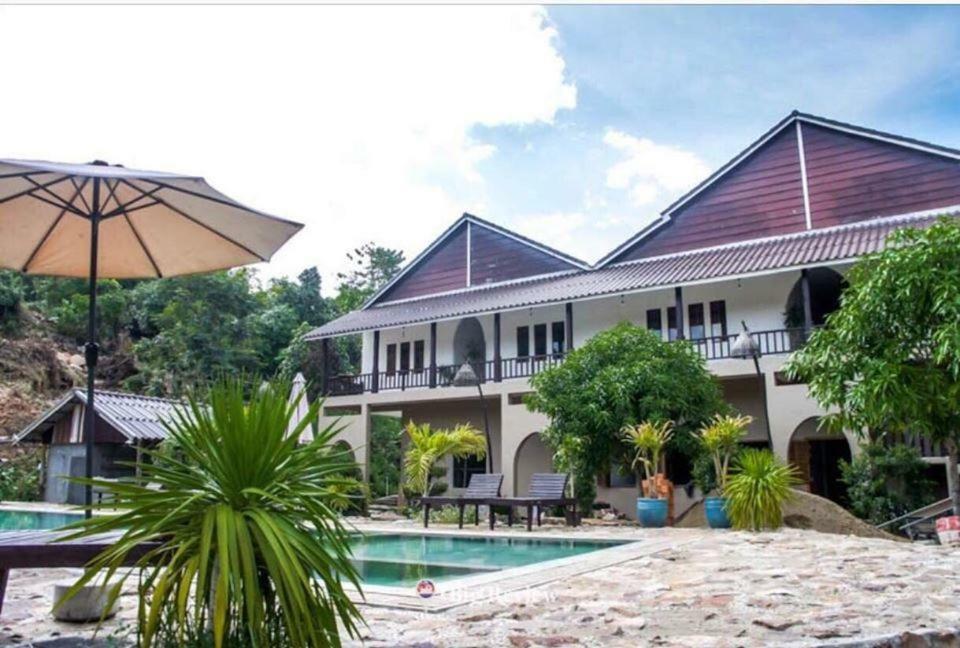 Boreirum Thmorda Hotel Resort Kampot Exterior foto